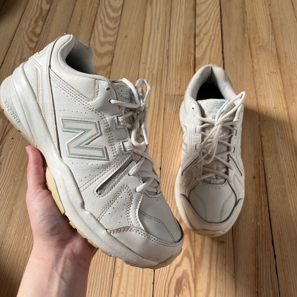 New Balance 608 v5 Training Shoes Mens 9.5 Wide White Leather ABZORB MX608AW5